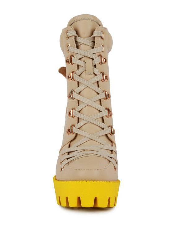 ULTRA-MODERN WOMEN'S BIKER BOOT