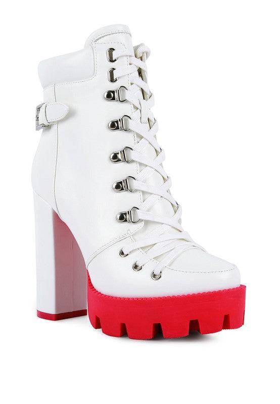ULTRA-MODERN WOMEN'S BIKER BOOT