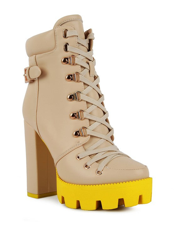 ULTRA-MODERN WOMEN'S BIKER BOOT