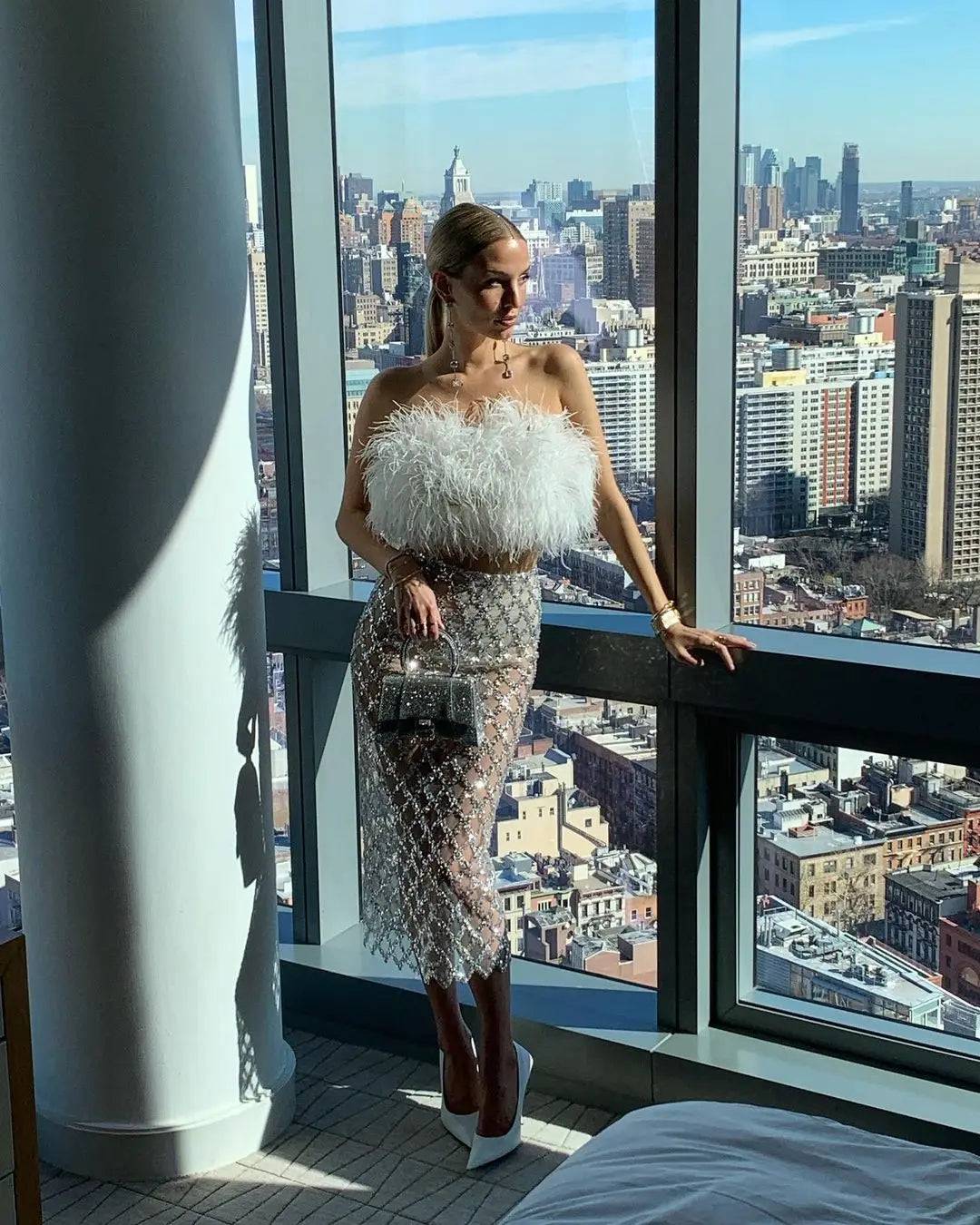 SPARKLING FEATHERS SEQUIN ENSEMBLE